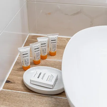 Blue Wave By Renters Daire *